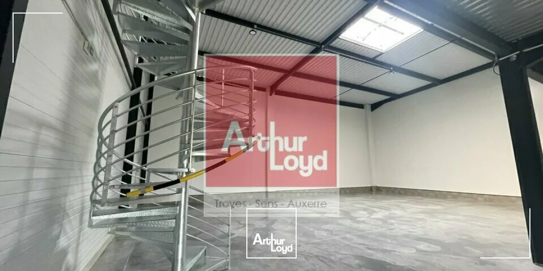 Locaux d'activité & Entrepôts - Location - AUXERRE - 89000 - 342-2091 - 7898036