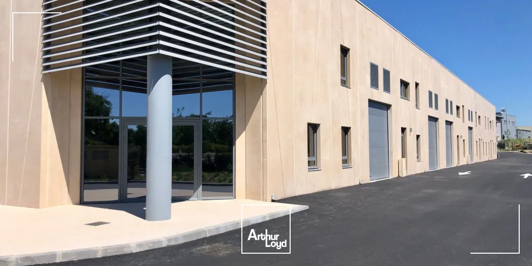 Locaux d'activité & Entrepôts - Location - AIX EN PROVENCE - 13290 - 256-256 - 7898094