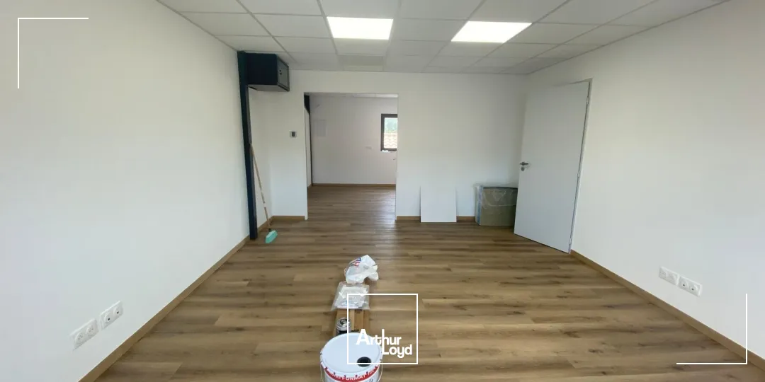 Bureaux - Location - LAMANON - 13113 - 38-38 - 7898108