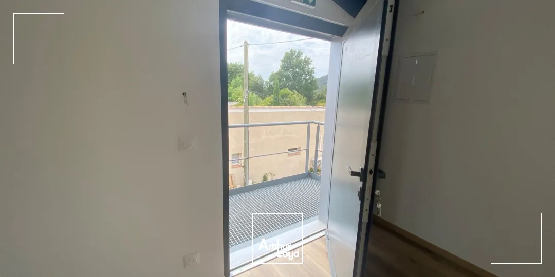 Bureaux - Location - LAMANON - 13113 - 38-38 - 7898111