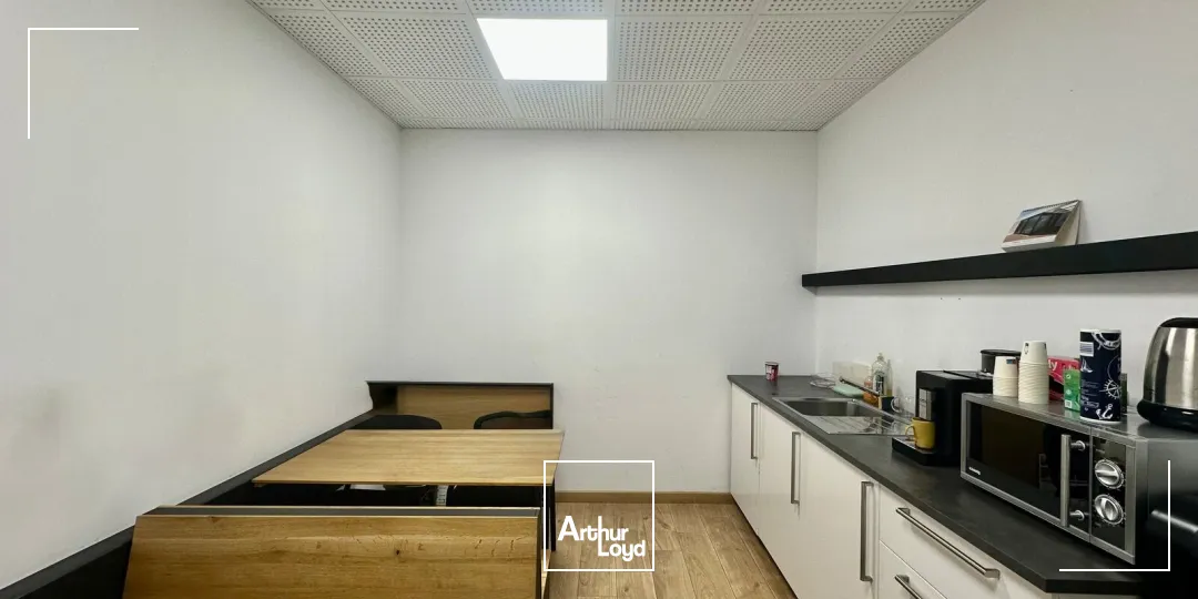 Locaux d'activité & Entrepôts - Location - AIX EN PROVENCE - 13290 - 306-306 - 7898119