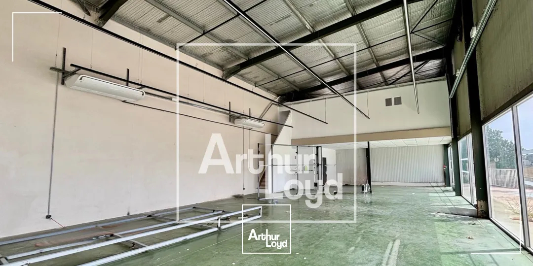 Locaux commerciaux - Location - MAUGUIO - 34130 - 235-235 - 7898139