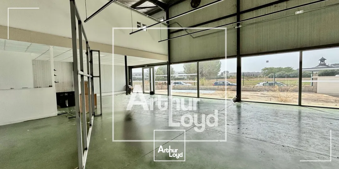 Locaux commerciaux - Location - MAUGUIO - 34130 - 235-235 - 7898142