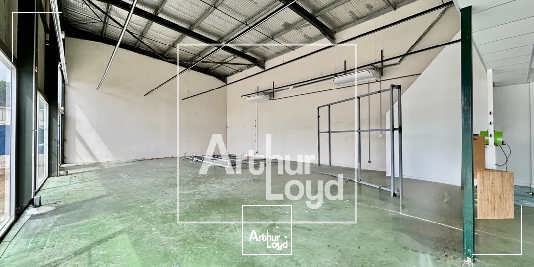 Locaux commerciaux - Location - MAUGUIO - 34130 - 235-235 - 7898137