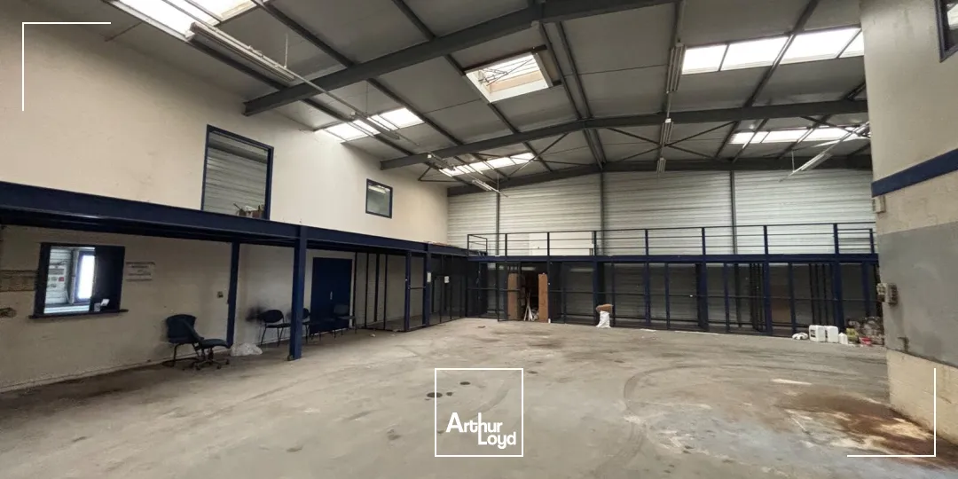 Locaux d'activité & Entrepôts - Location - LA VAUPALIERE - 76150 - 600-600 - 7898320