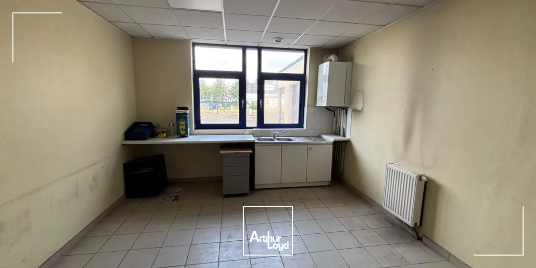 Locaux d'activité & Entrepôts - Location - LA VAUPALIERE - 76150 - 600-600 - 7898322