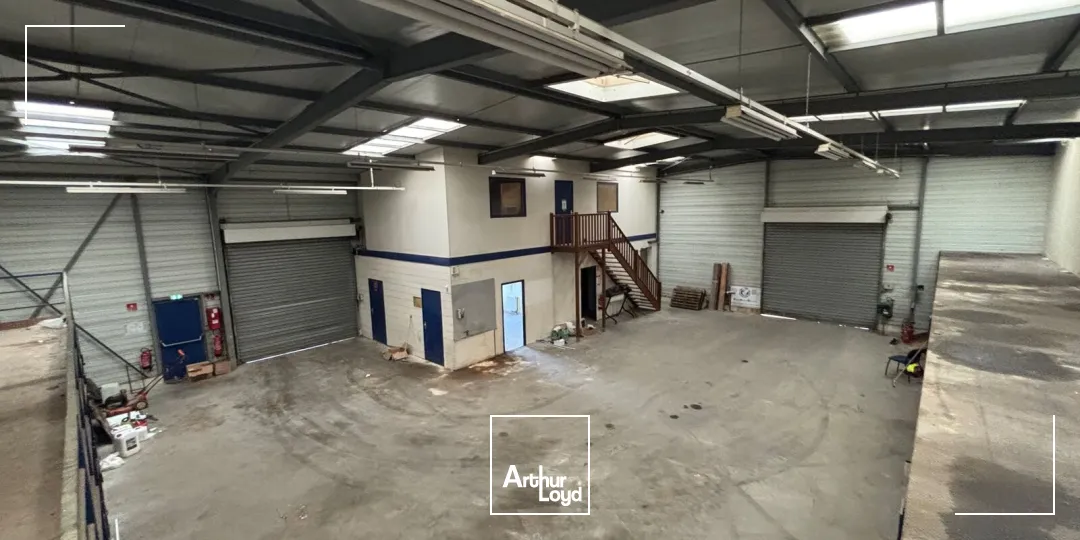 Locaux d'activité & Entrepôts - Location - LA VAUPALIERE - 76150 - 600-600 - 7898325