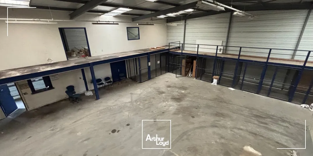 Locaux d'activité & Entrepôts - Location - LA VAUPALIERE - 76150 - 600-600 - 7898327