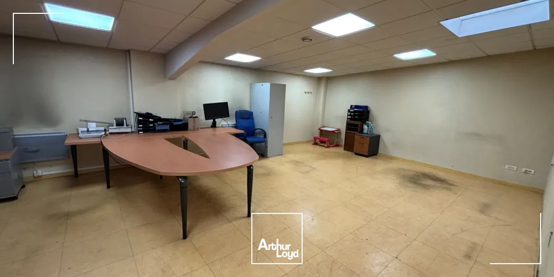 Locaux d'activité & Entrepôts - Location - LA VAUPALIERE - 76150 - 600-600 - 7898328