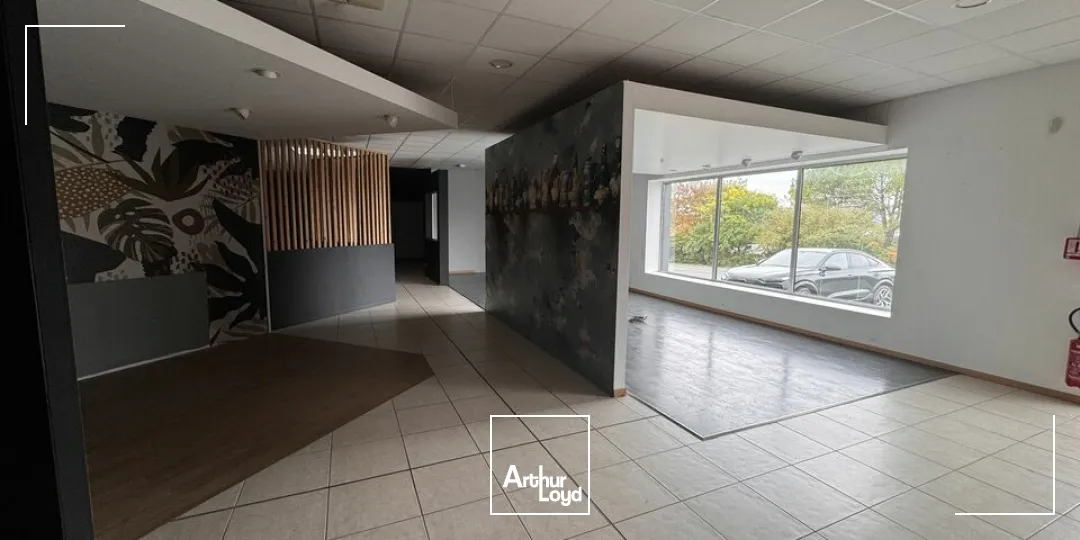 Locaux commerciaux - Location - CHAMPNIERS - 16430 - 470-470 - 7898413