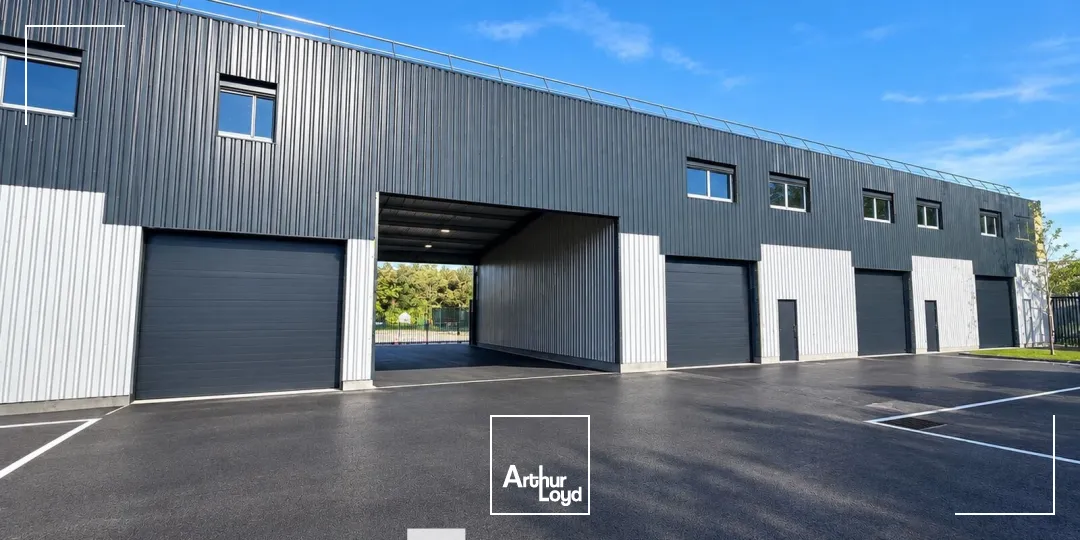 Locaux d'activité & Entrepôts - Location - CHAPONOST - 69630 - 210-210 - 7898664