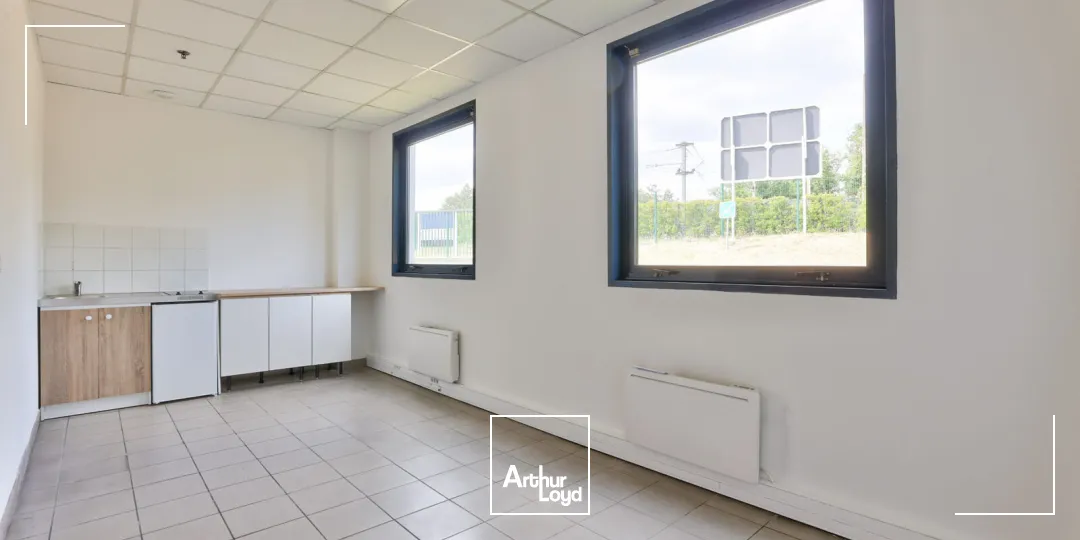 Locaux d'activité & Entrepôts - Location - GARGENVILLE - 78440 - 3900-3900 - 7898785
