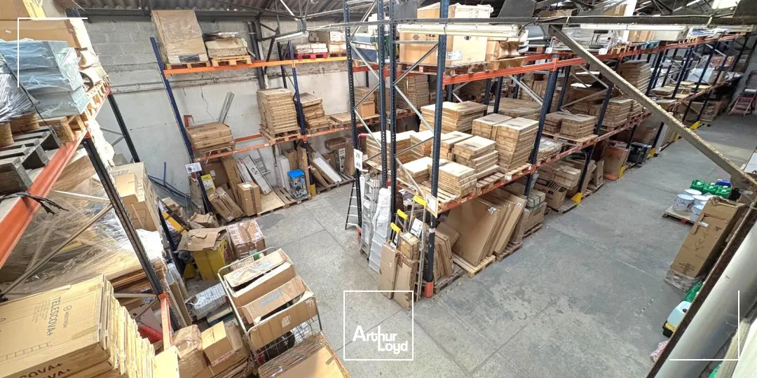 Locaux d'activité & Entrepôts - Location - MARSEILLE - 13015 - 1100-1100 - 7898846