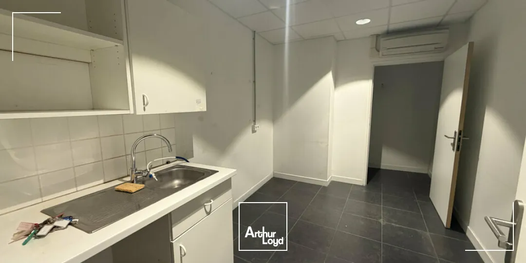 Locaux commerciaux - Location - POITIERS - 86000 - 641-641 - 7898977