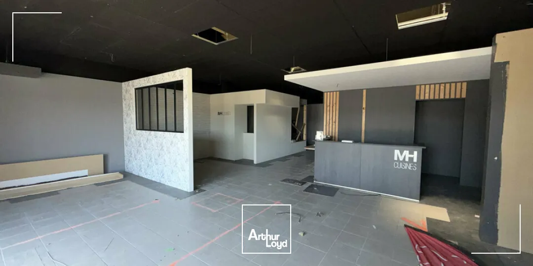 Locaux commerciaux - Location - POITIERS - 86000 - 235-235 - 7898980