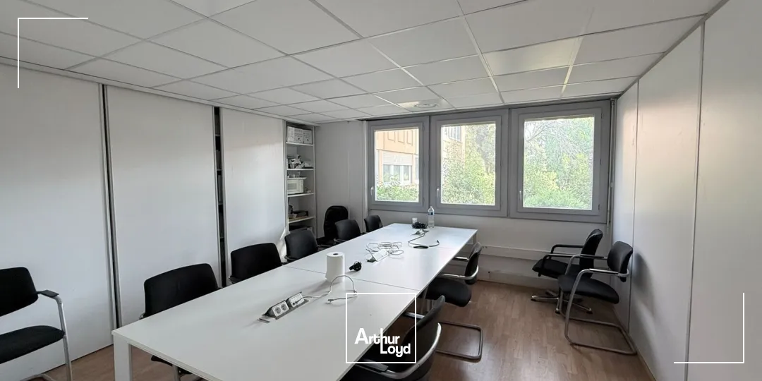 Bureaux - Location - VITROLLES - 13127 - 937-937 - 7899057