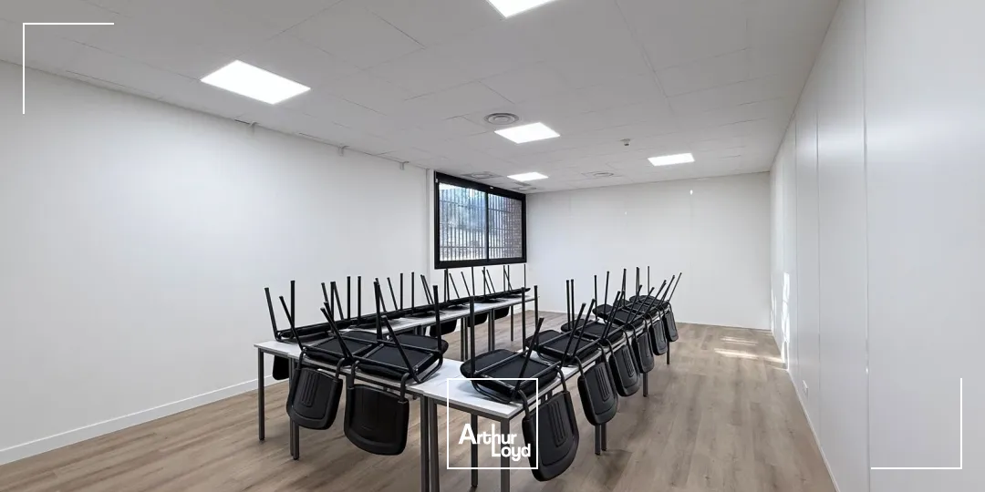 Bureaux - Location - VITROLLES - 13127 - 1100-1100 - 7899068