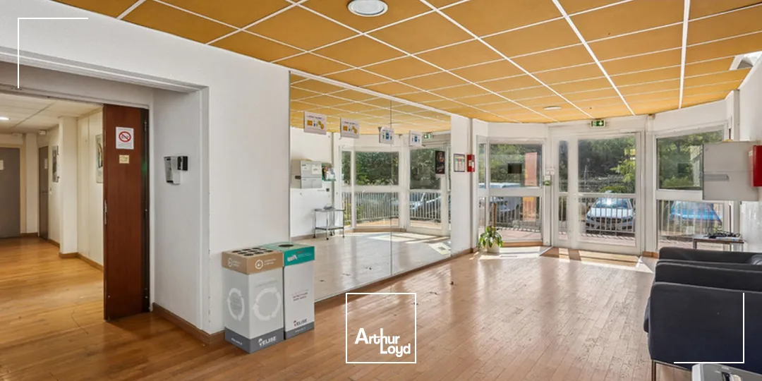 Bureaux - Location - VITROLLES - 13127 - 436-883 - 7899087