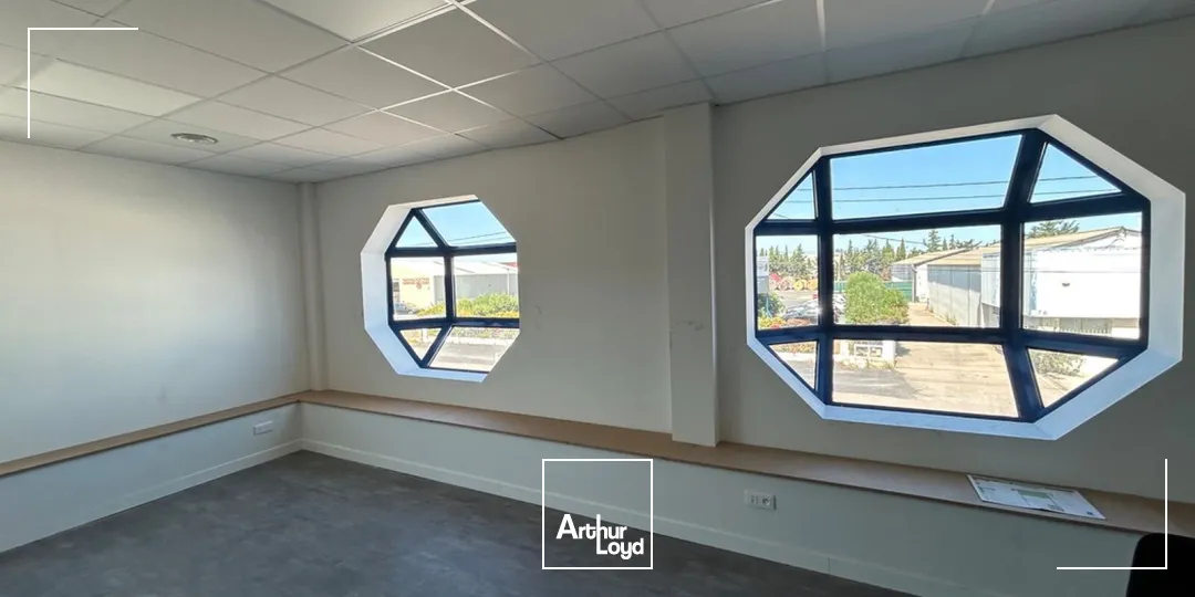 Locaux d'activité & Entrepôts - Location - PERPIGNAN - 66000 - 1235-1235 - 7899344