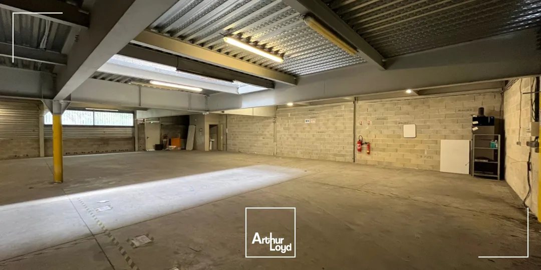 Locaux d'activité & Entrepôts - Location - AUBAGNE - 13400 - 900-5180 - 7899450
