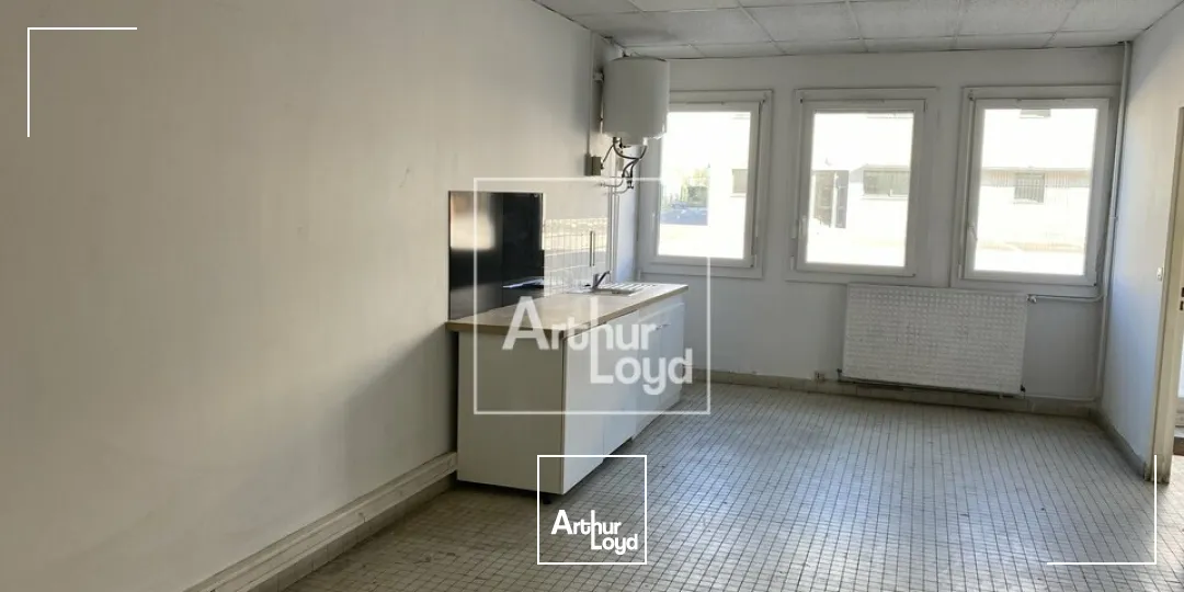 Locaux d'activité & Entrepôts - Location - MOISSY CRAMAYEL - 77550 - 2744-2744 - 7899933