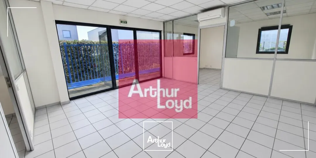 Locaux d'activité & Entrepôts - Location - CLERMONT FERRAND - 63100 - 230-230 - 7900995