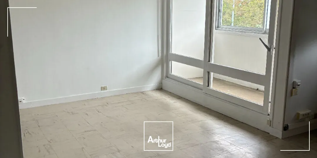 Bureaux - Location - LA ROCHELLE - 17000 - 85-85 - 7901886