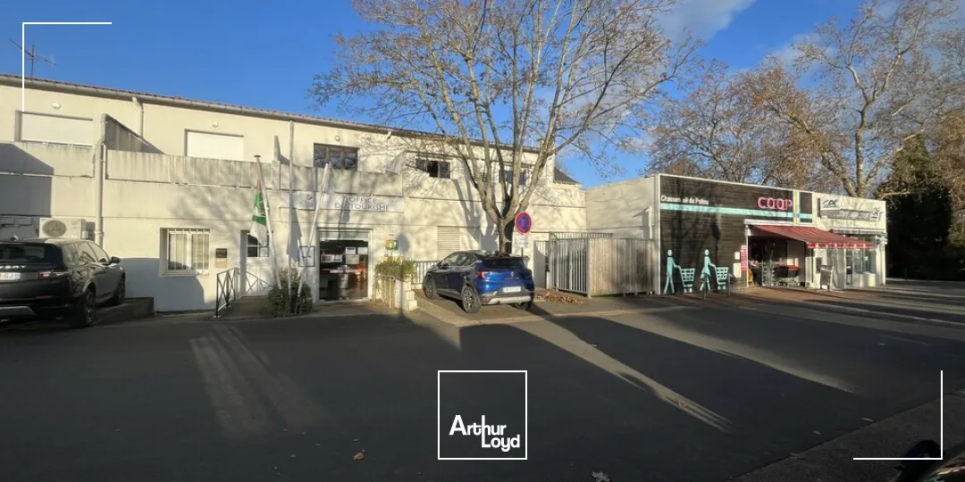 Locaux commerciaux - Vente - CHASSENEUIL DU POITOU - 86360 - 80-80 - 7903091