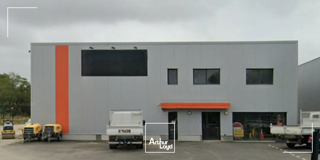 Locaux d'activité & Entrepôts - Vente - LA ROCHE-SUR-YON - 85000 - 550-550 - 7903101