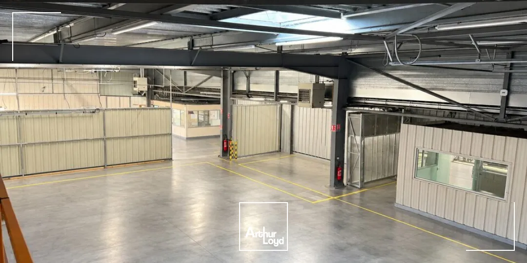 Locaux d'activité & Entrepôts - Vente - SAINT CYR SUR LOIRE - 37540 - 1800-1800 - 7903153