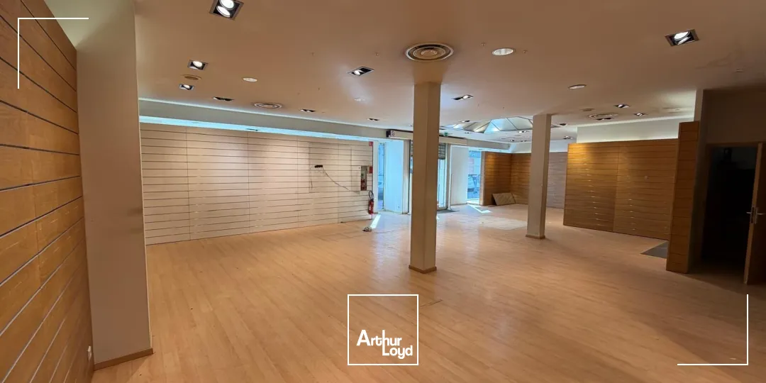 Locaux commerciaux - Location - SOISSONS - 02200 - 163-163 - 7903214
