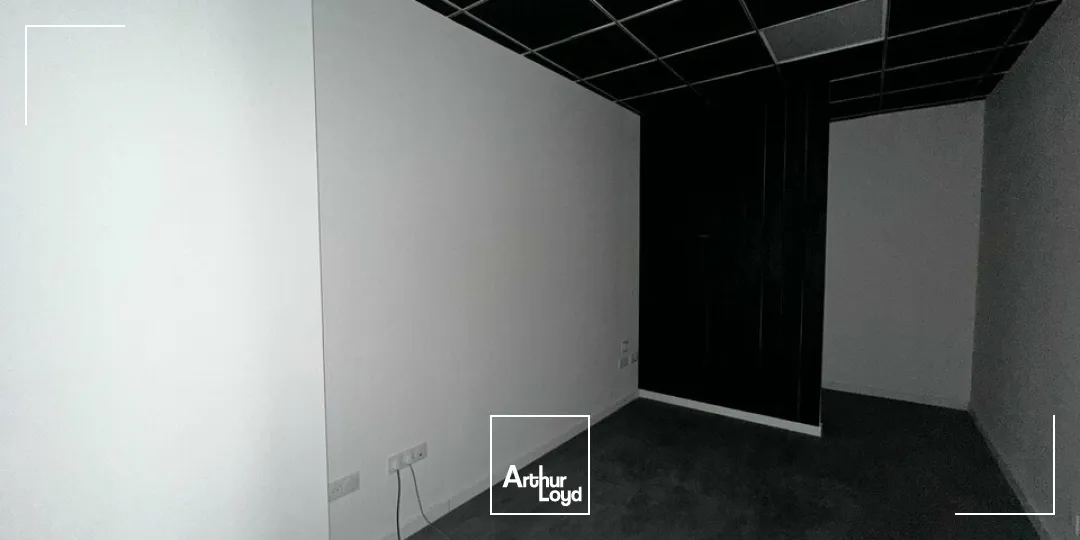 Locaux commerciaux - Vente - BOURGES - 18000 - 221-221 - 7903220