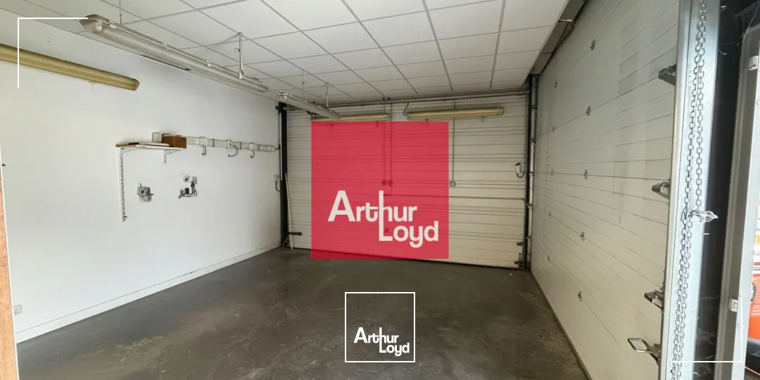 Locaux d'activité & Entrepôts - Vente - VEUREY VOROIZE - 38113 - 371-371 - 7903311