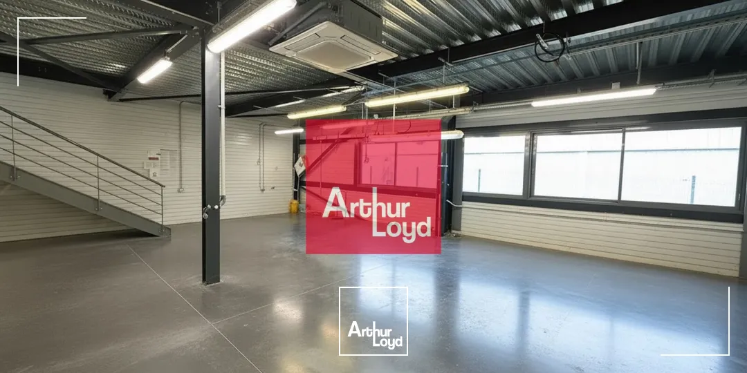 Locaux d'activité & Entrepôts - Vente - VEUREY VOROIZE - 38113 - 371-371 - 7903315