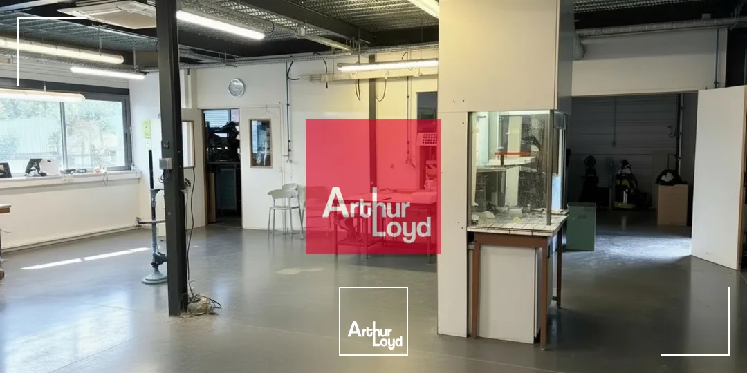 Locaux d'activité & Entrepôts - Vente - VEUREY VOROIZE - 38113 - 371-371 - 7903318