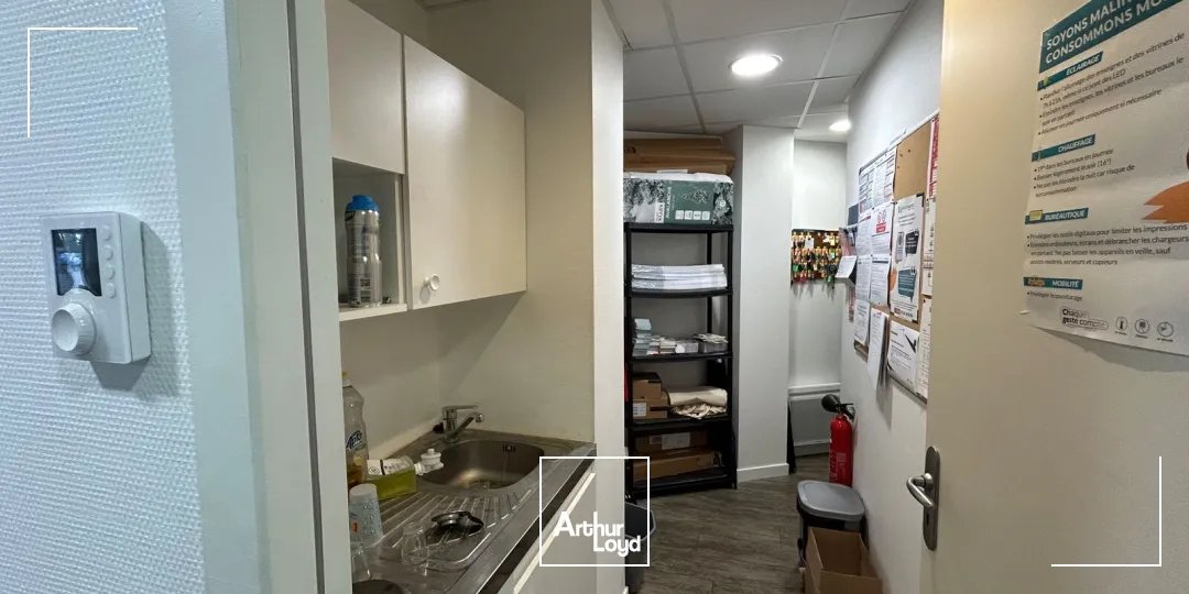 Locaux commerciaux - Location - SAINT SEBASTIEN SUR LOIRE - 44230 - 110-110 - 7903419