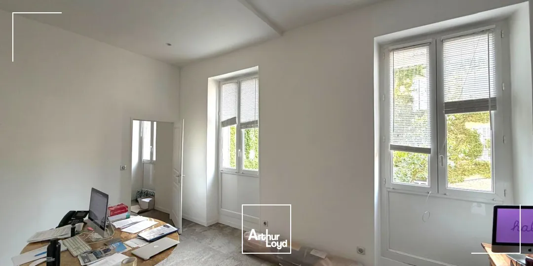 Bureaux - Location - MARSEILLE - 13006 - 70-267 - 7903569