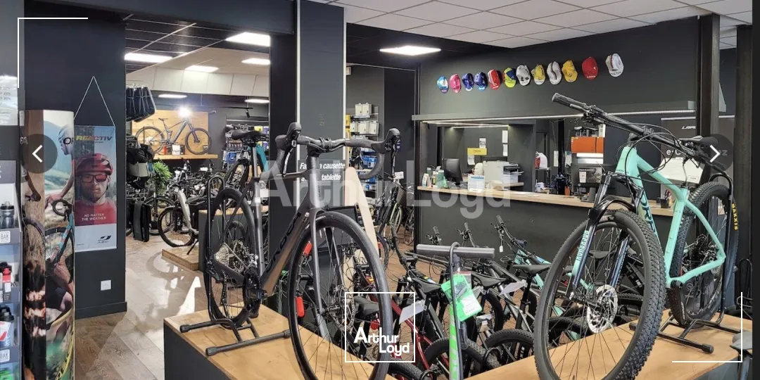 Locaux commerciaux - Location - TRITH SAINT LEGER - 59125 - 300-300 - 7903645