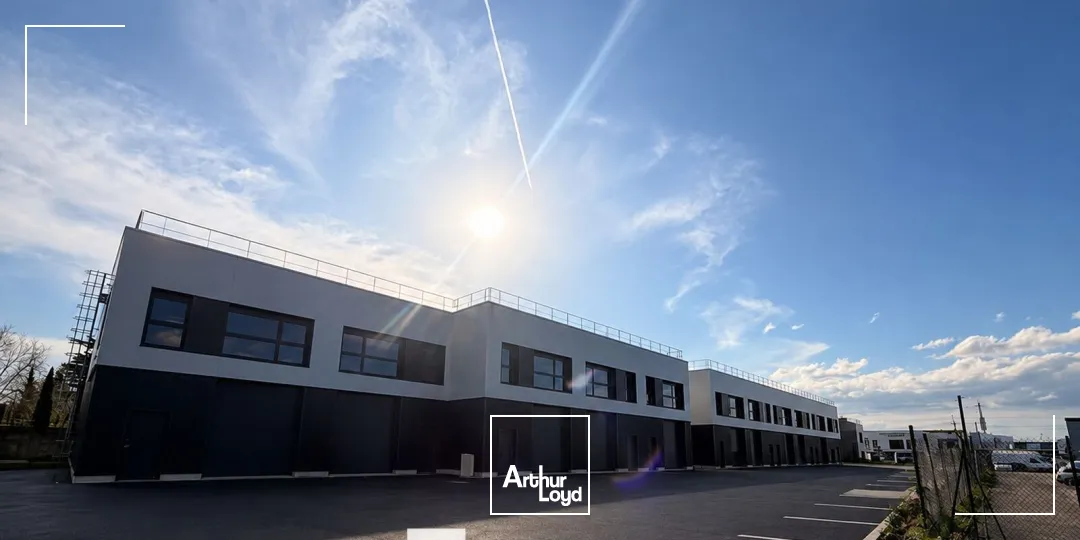 Locaux d'activité & Entrepôts - Location - DECINES CHARPIEU - 69150 - 143-2217 - 7903727