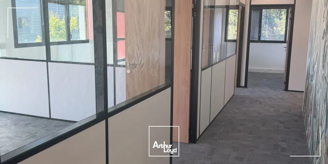 Locaux d'activité & Entrepôts - Location - DARDILLY - 69570 - 670-670 - 7903768