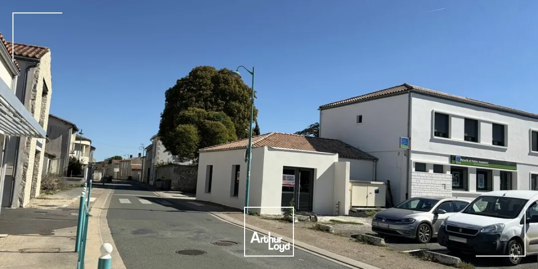 Locaux commerciaux - Location - MAUZÉ-SUR-LE-MIGNON - 79210 - 56-56 - 7903964