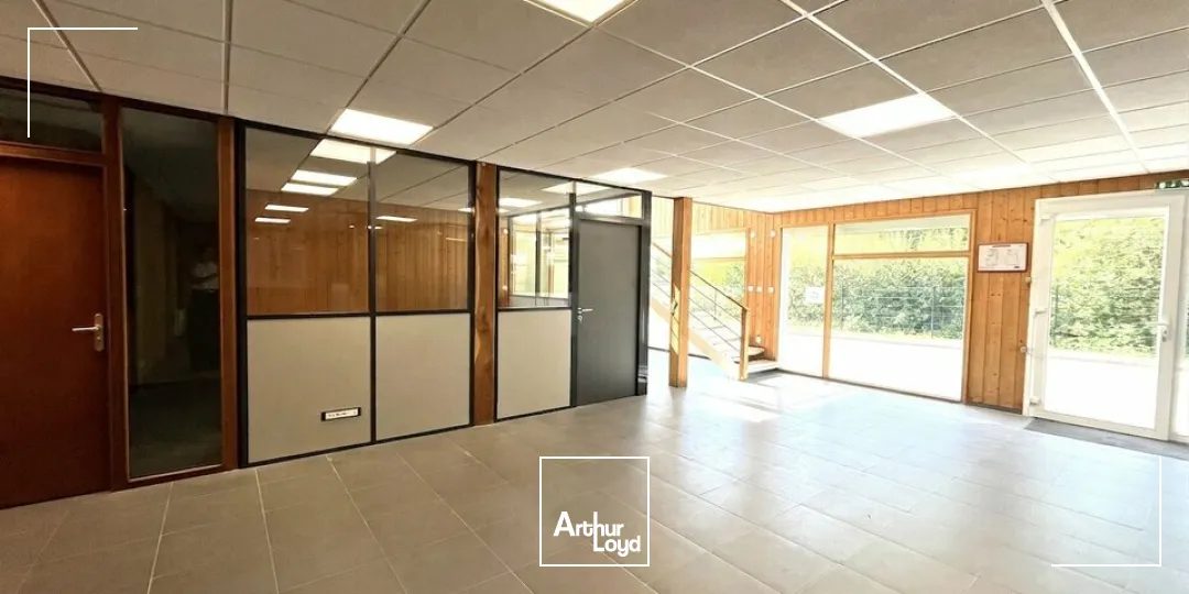 Locaux d'activité & Entrepôts - Vente - MONTIVILLIERS - 76290 - 885-885 - 7904065