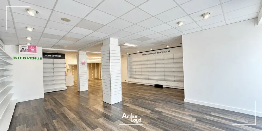 Locaux commerciaux - Location - SAINT-ROMAIN-DE-COLBOSC - 76430 - 150-150 - 7904069