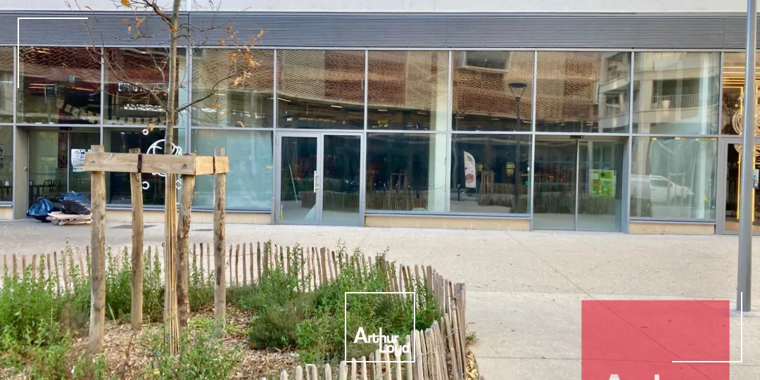Locaux commerciaux - Location - MONTPELLIER - 34000 - 92.65-527.31 - 7904075