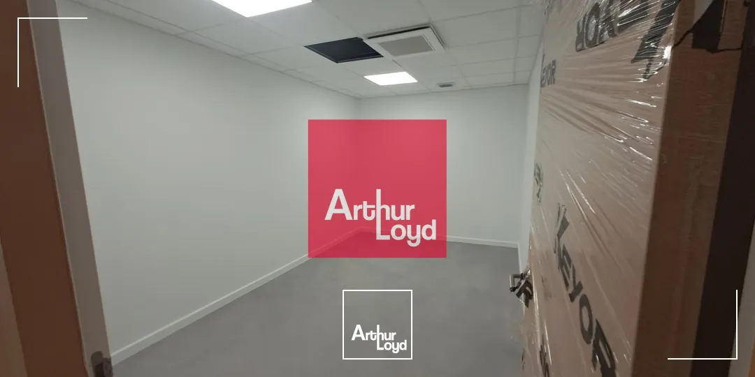 Bureaux - Location - SAINT EGREVE - 38120 - 11.84-49.72 - 7904219