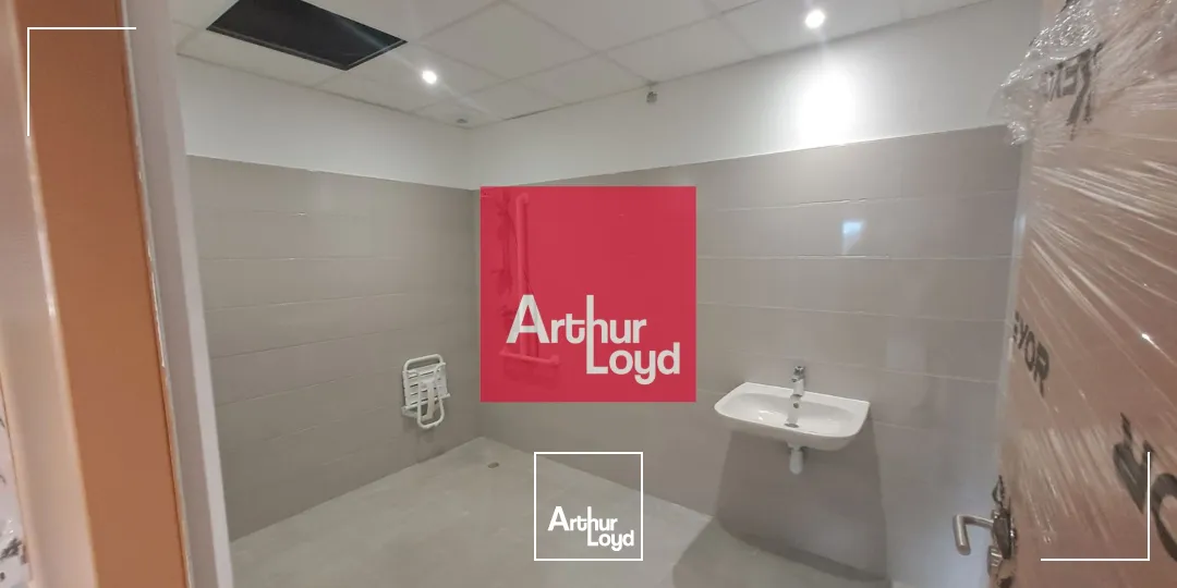 Bureaux - Location - SAINT EGREVE - 38120 - 11.84-49.72 - 7904222
