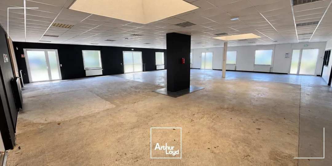 Locaux commerciaux - Location - TILLE - 60000 - 456-456 - 7904250