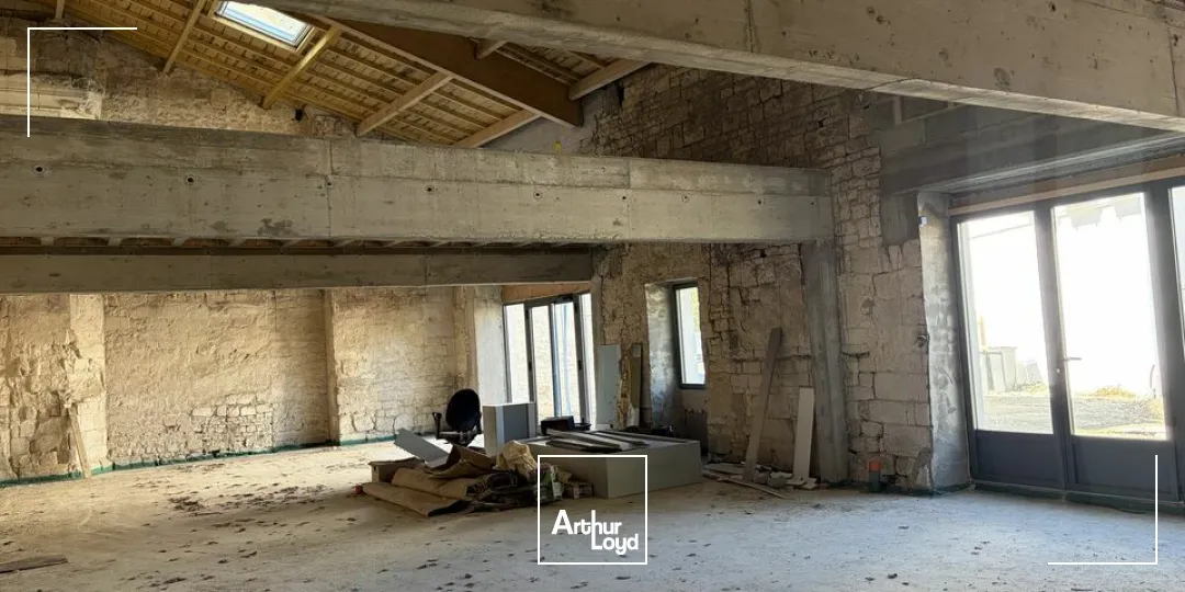 Locaux commerciaux - Location - MAUZÉ-SUR-LE-MIGNON - 79210 - 70-210 - 7905002