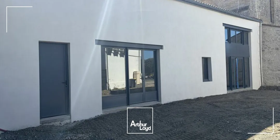 Locaux commerciaux - Location - MAUZÉ-SUR-LE-MIGNON - 79210 - 70-210 - 7905001