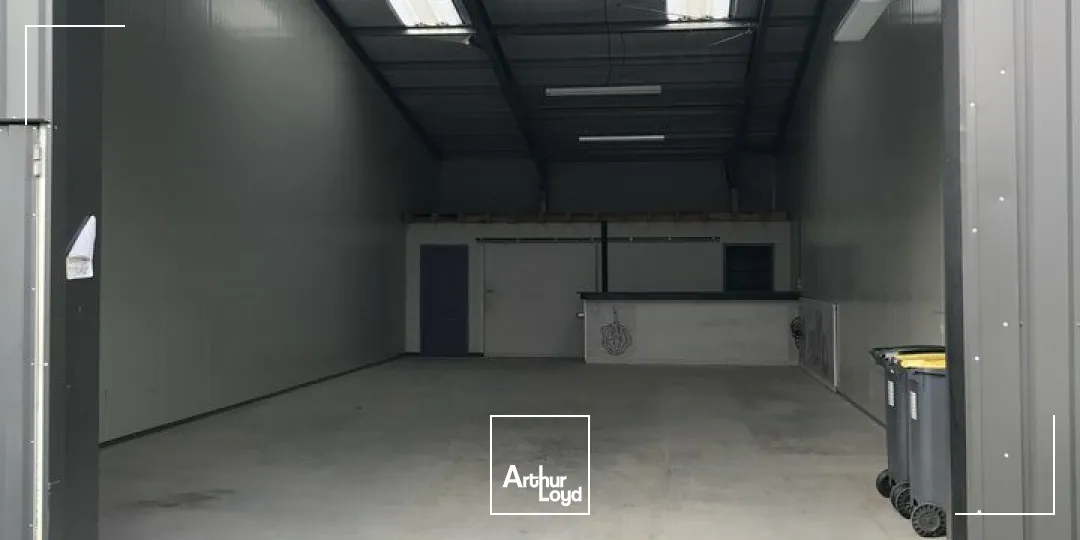 Locaux d'activité & Entrepôts - Location - FRANCOIS - 79260 - 136-136 - 7905009